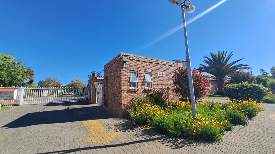 3 Bedroom Property for Sale in Universitas Free State